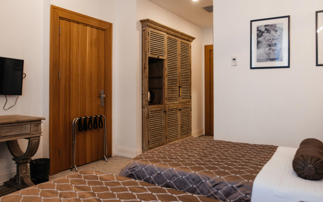 Shirvanshah Hotel