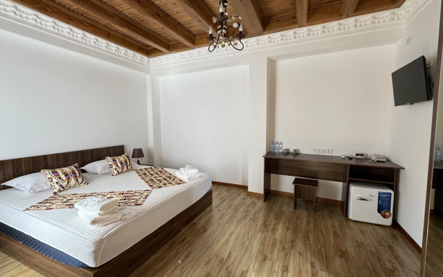 Mahbubakhon Guest House