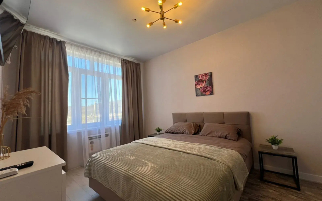 Квартира с Бacсeйнoм в ЖК Кипарис 301