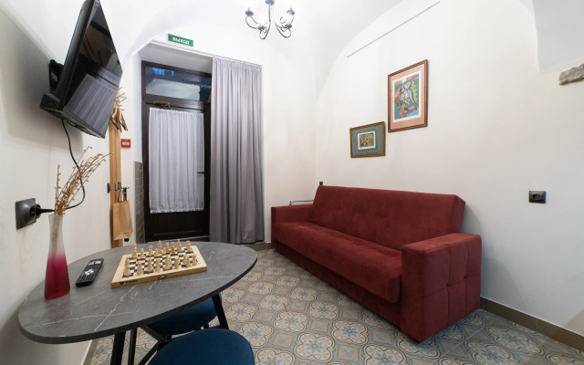 Dvenadtsat Mini Hotel