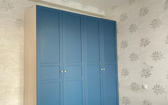 Апартаменты трёхкомнатные в центре города с балконом