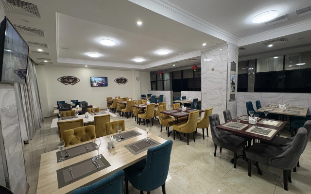Kun' Lun' Hotel