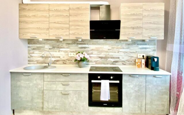 Апартаменты на Поповича 22