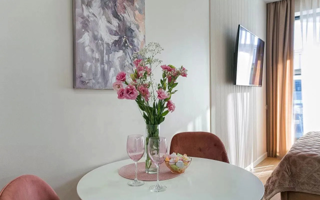Na Ulitse Drazhinskogo 48 Flat
