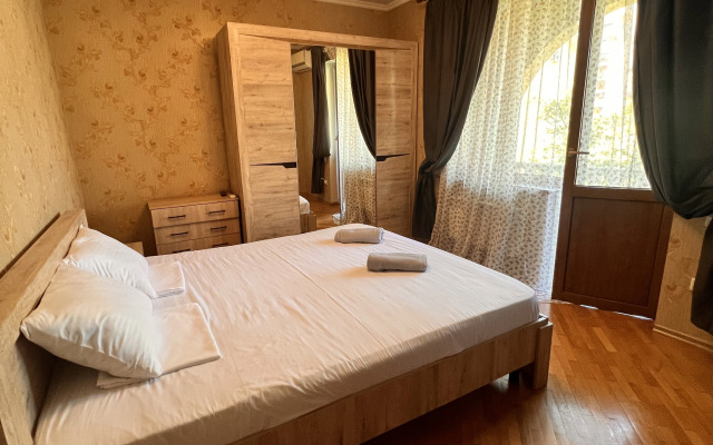Magic Club Na Naberezhnoy Guest house