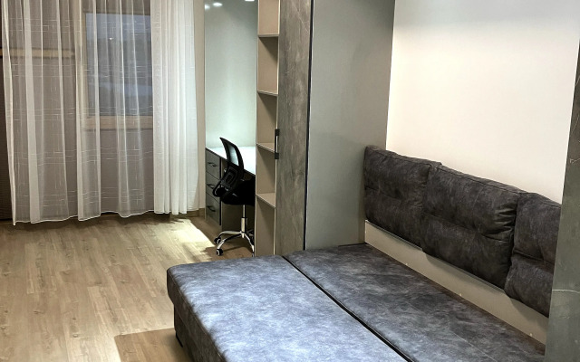 Bolshaya, Svetlaya i Uyutnaya Flat
