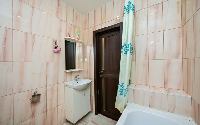 Na Dmitriya Mihajlova 2 (8 Etazh) Apartments