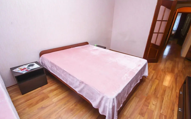 Квартира на Университетской 25к2