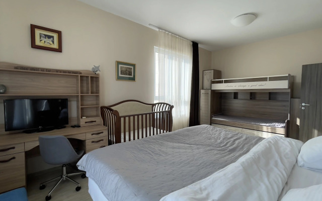 Pulsar Apartments