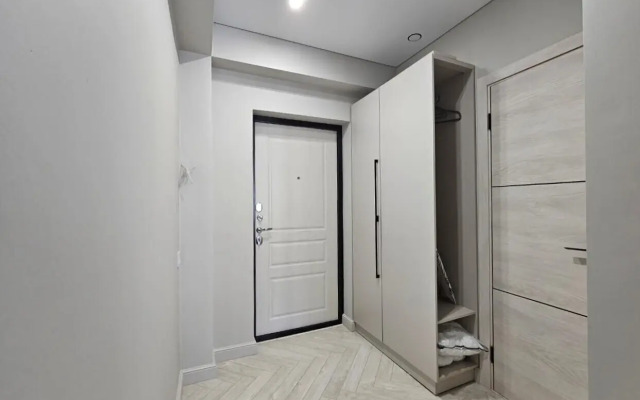 Na Ul Staroshosseynaya 5k8 Apartments