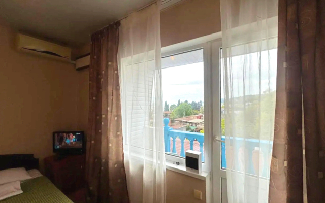 Uyutnaya Studiya Na Beregu Morya Flat