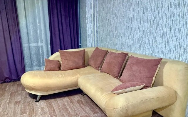 AppartDeLuxe na Ulitse Shakhterov 8 Flat