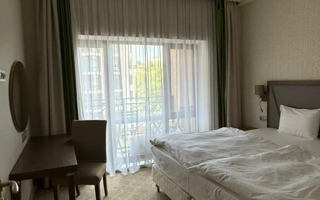ZhK Green Park Apartments 1