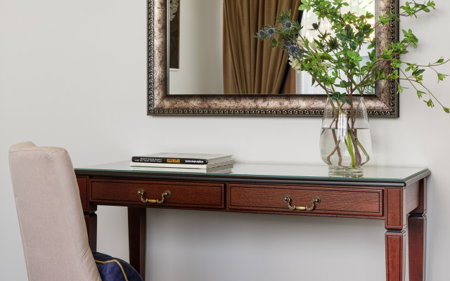 Апартаменты Minin Apartments Мансарда с двумя балконами на Невском 80 кв.м.