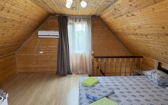 Частный Дом 604 с Балконом Рядом с Пляжем