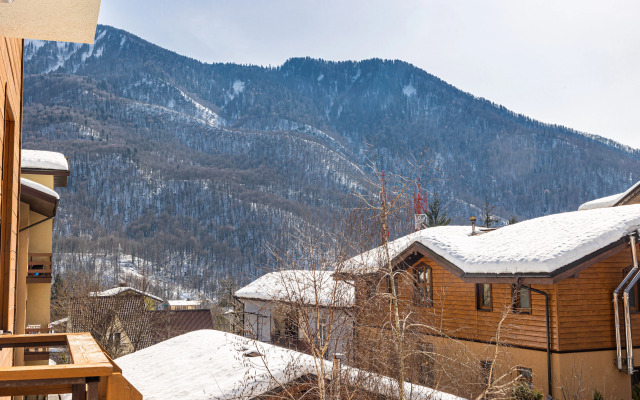 Апартаменты Hello Yellow Aparts