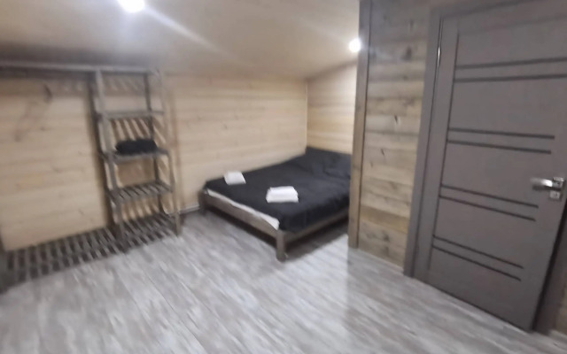 Tikhiy Sosed Guest House