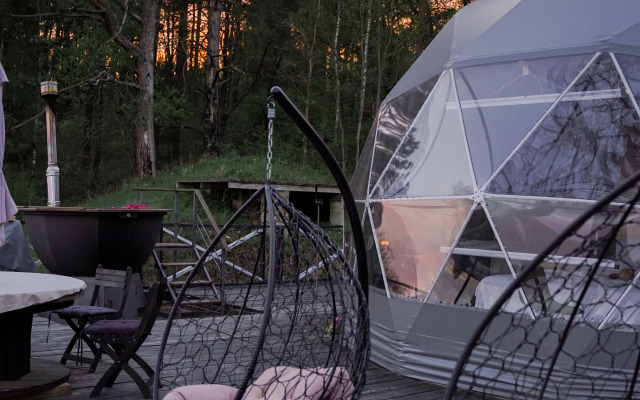 Глэмпинг Глэмпгеокупол "Домик на Оке" Таруса