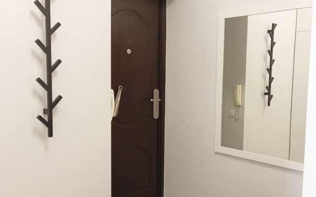 Apartamenty v Zk Gagarinskij do 4 Cel Patnica Set' Posutocnyh Kvartir