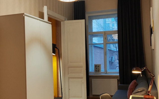 Квартира Аутентичная Квартира с Парковкой во Дворе