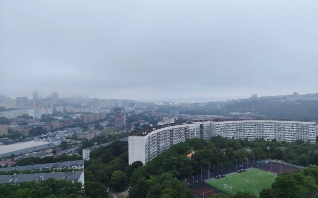 S Panoramnym Vidom na Gorod Flat
