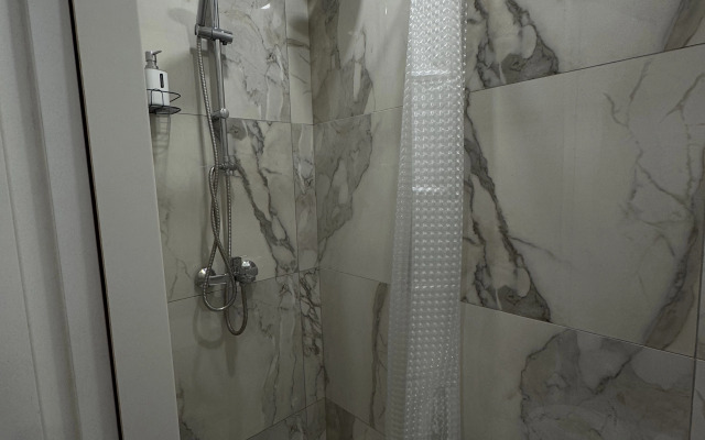 Частный дом с видом на лес и горы