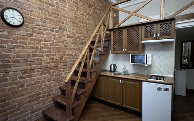 Standart s vannoj LeoHotels na Suvorovskom Apartment