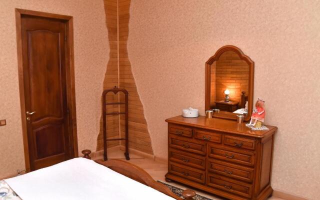 Sofiya Gruziya Kutaisi Ul, Zugdidskaya 17 Guest House
