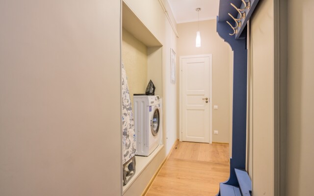 Апартаменты Welcome Home на Адмиралтейской набережной 6