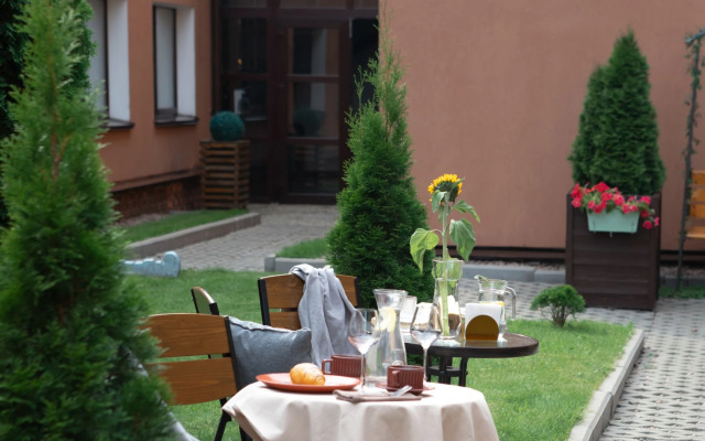 Neozoom Hotel