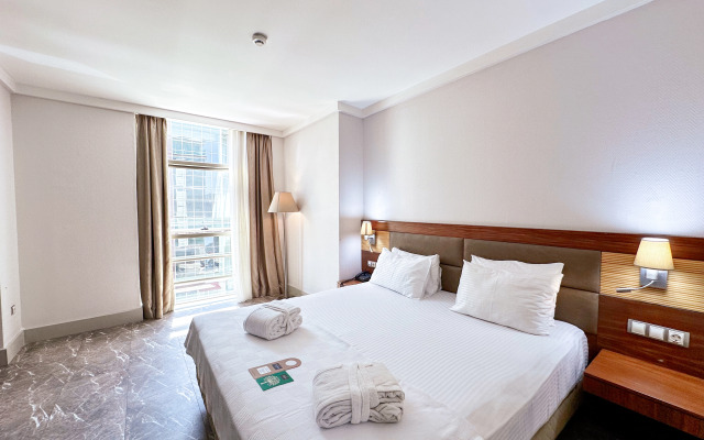 Armis Hotel