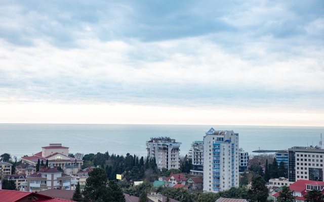 Trekhkomnatnye na Svetlane Apartments