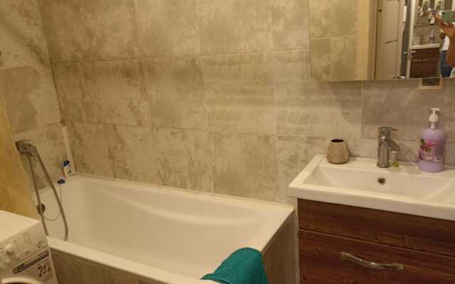 Na Kuryzhova 32 Flat