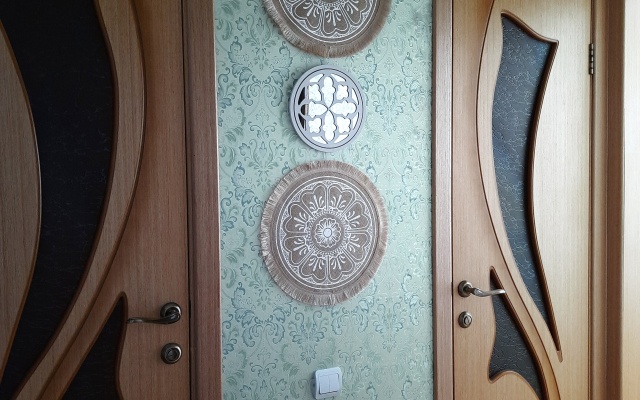 Ryzhiy Kot vozle Parka Apartments