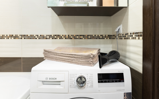 Апартаменты трехкомнатные на Меридианной