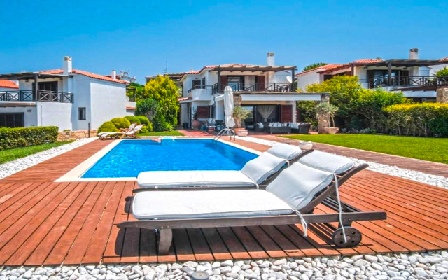 Luez Private Pool Elani Villa