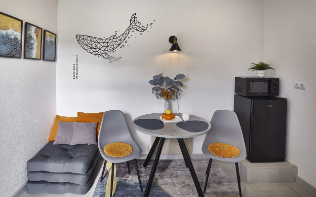 Частный Дом Домик у Грота Дианы