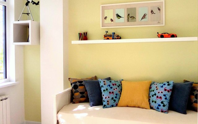 U Morya na Prosvescheniya Apartments