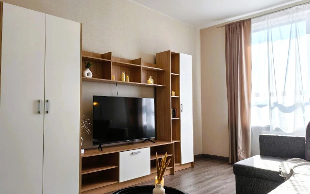Kvartira Yevrotrekhkomnatnaya V Zhk Biznes Klassa Flat