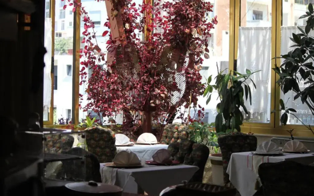 Курортный отель 2 Kitarrat Spa