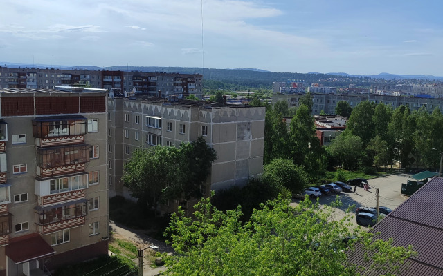 Квартира Уютная 2-комн в центре Миасса