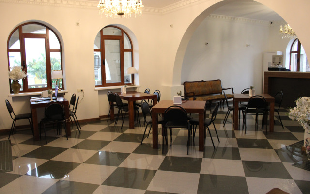 Otyak Hotel