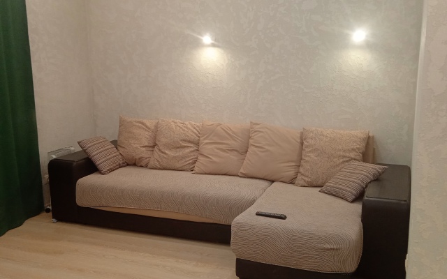 Lyuks 56m U Auri Apartments