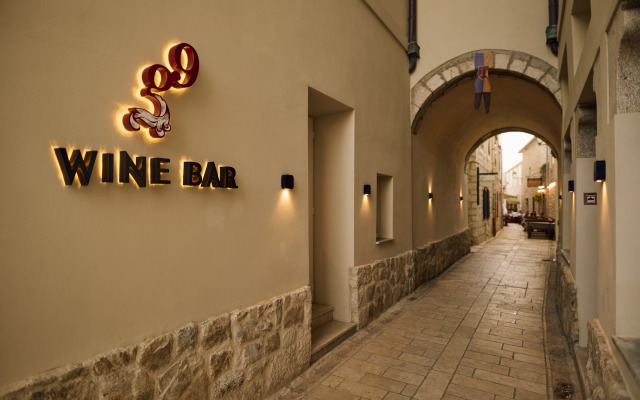 Arbiana Heritage Hotel