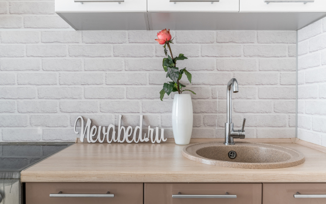 1ka Nevabed U Metro Flat