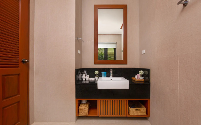 RAAS 3br, Private Pool|Naiharn Beach Villa