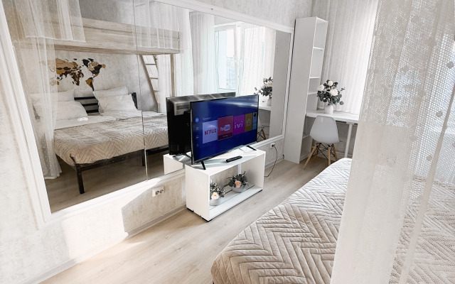 Квартира Двухэтажная 4-спальная кровать возле метро