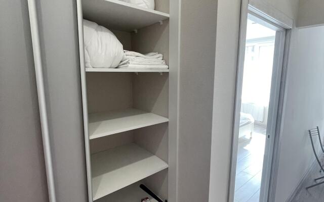 Komfortabelnaya V Tyumeni Posutochno Flat
