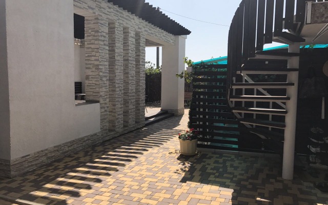 Meri-Tel Guest House