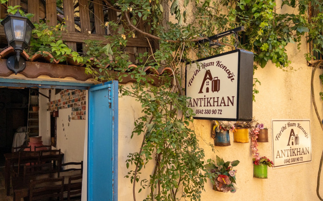 Tarihi Rum Konağı Antikhan Bed&Breakfast